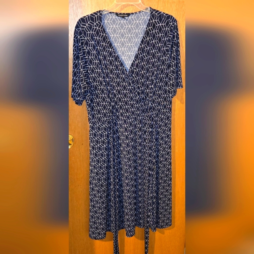 NWOT Gorgeous Geometric Navy Faux Wrap dress By 41 Hawthorne PLUS 20/22 2X